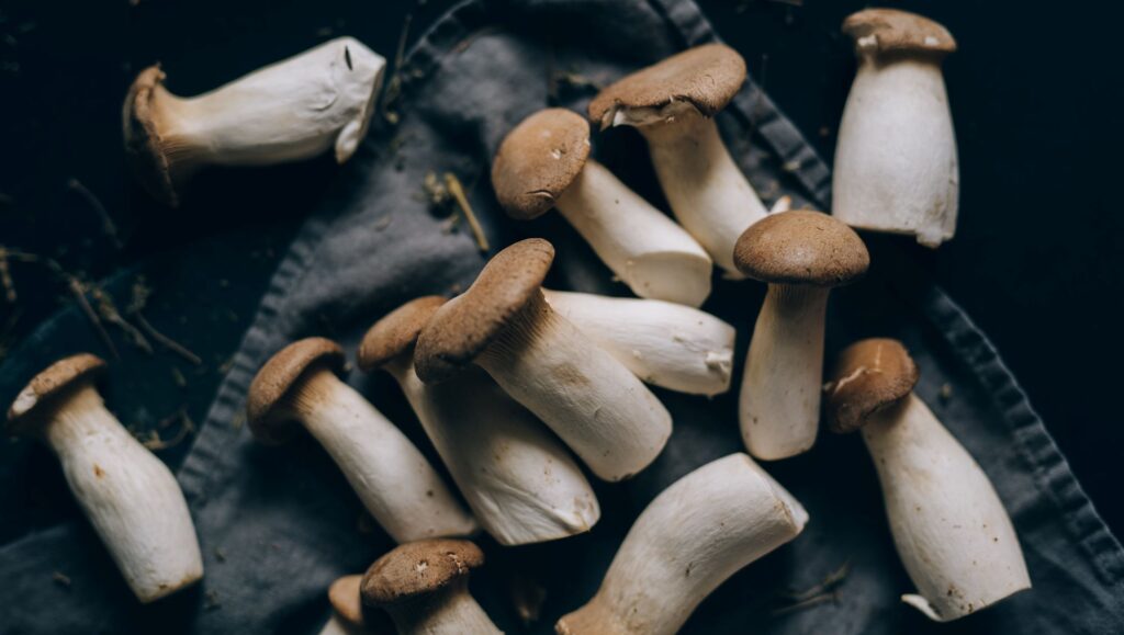 add mushrooms in Korean SoonDooBu tofu soup to make it vegan