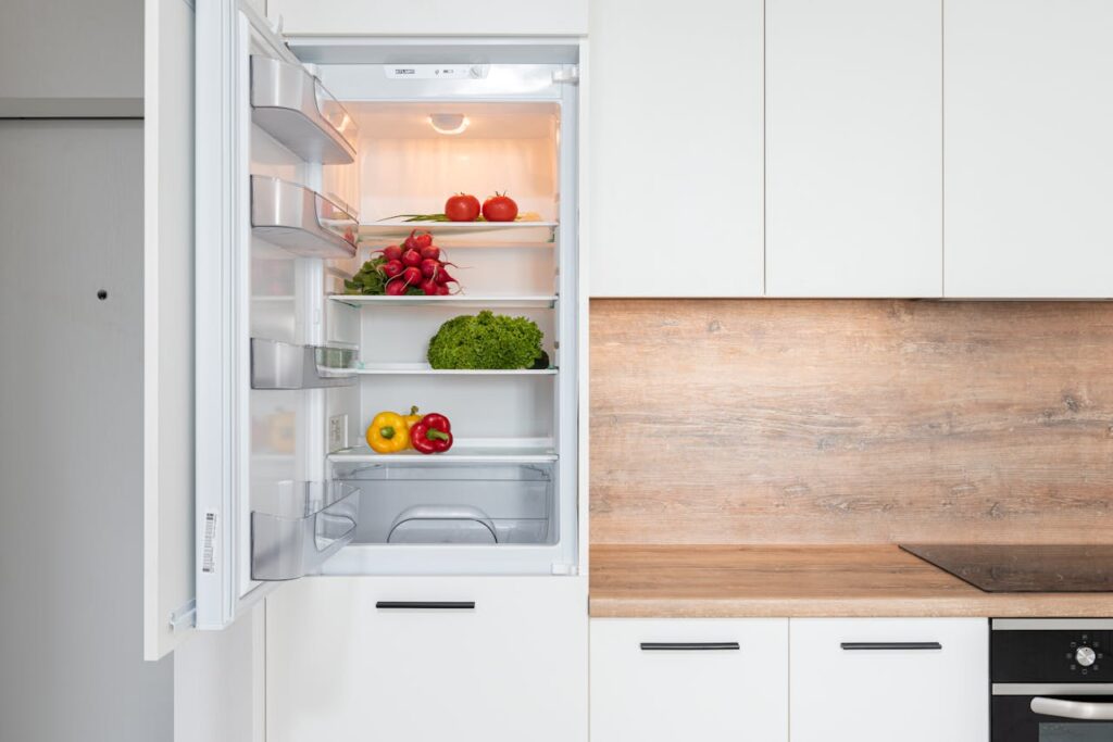 How to maximize your refrigerator for more space