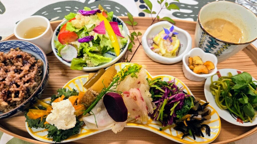 Eating healthy diet is one way to deal with diabetes